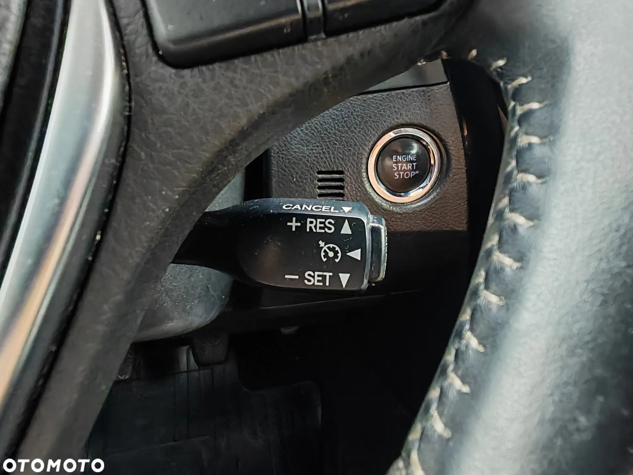 Toyota Auris 1.2 T Premium - 28