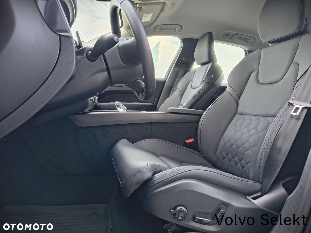 Volvo XC 60 - 24