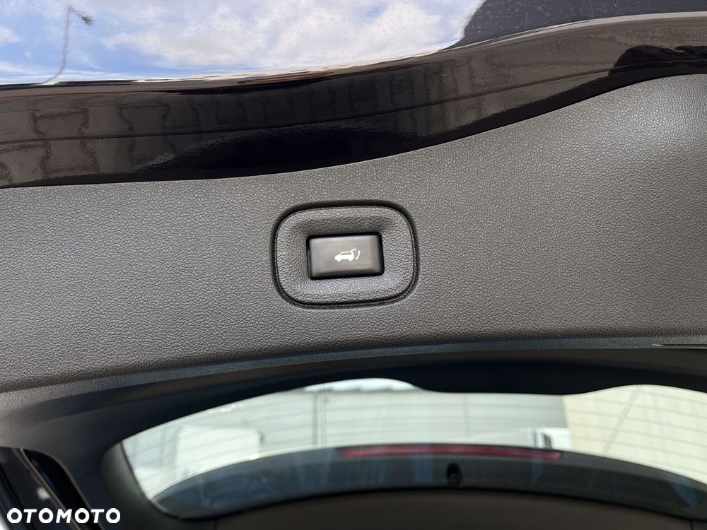 Renault Koleos 2.0 Blue dCi Initiale Paris 4x4 X-Tronic - 18