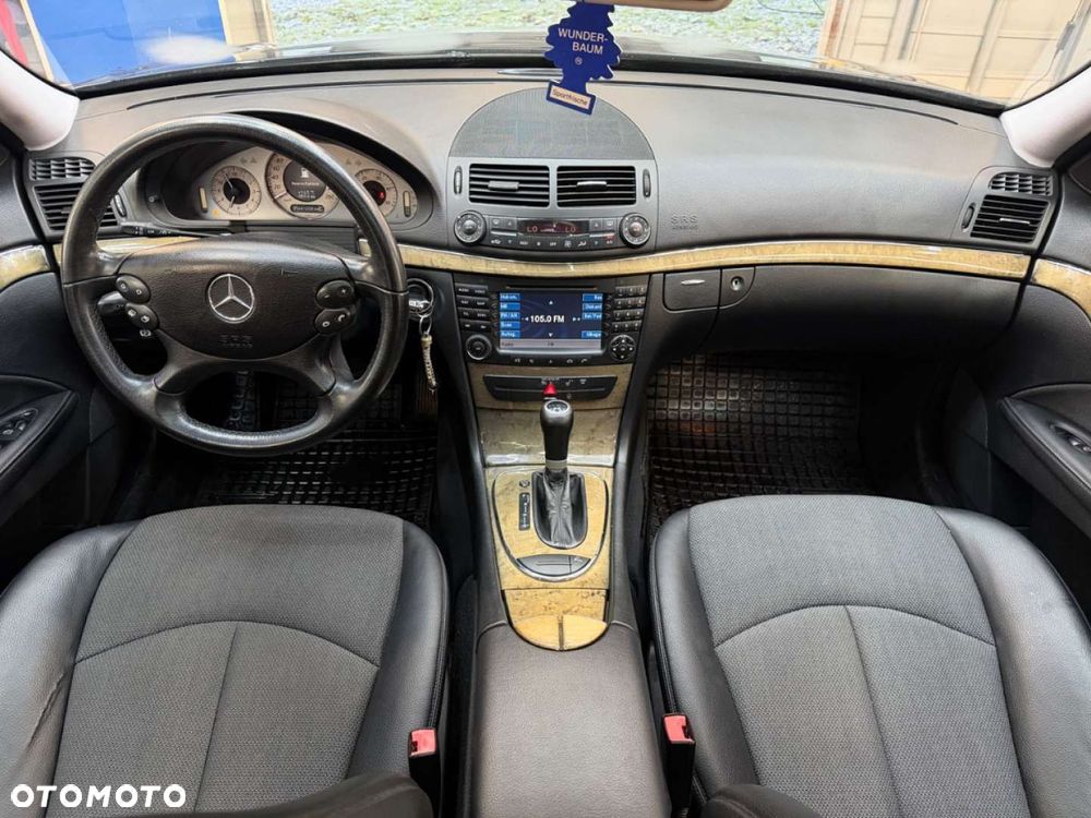 Mercedes-Benz Klasa E - 9