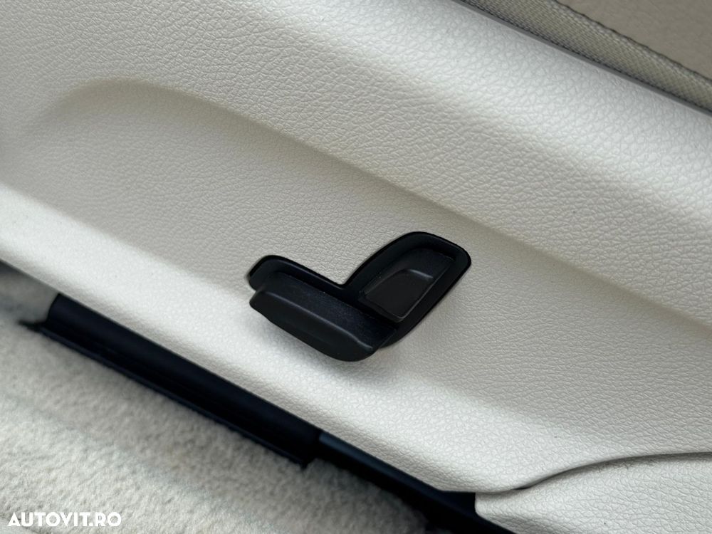 Mercedes-Benz E - 27