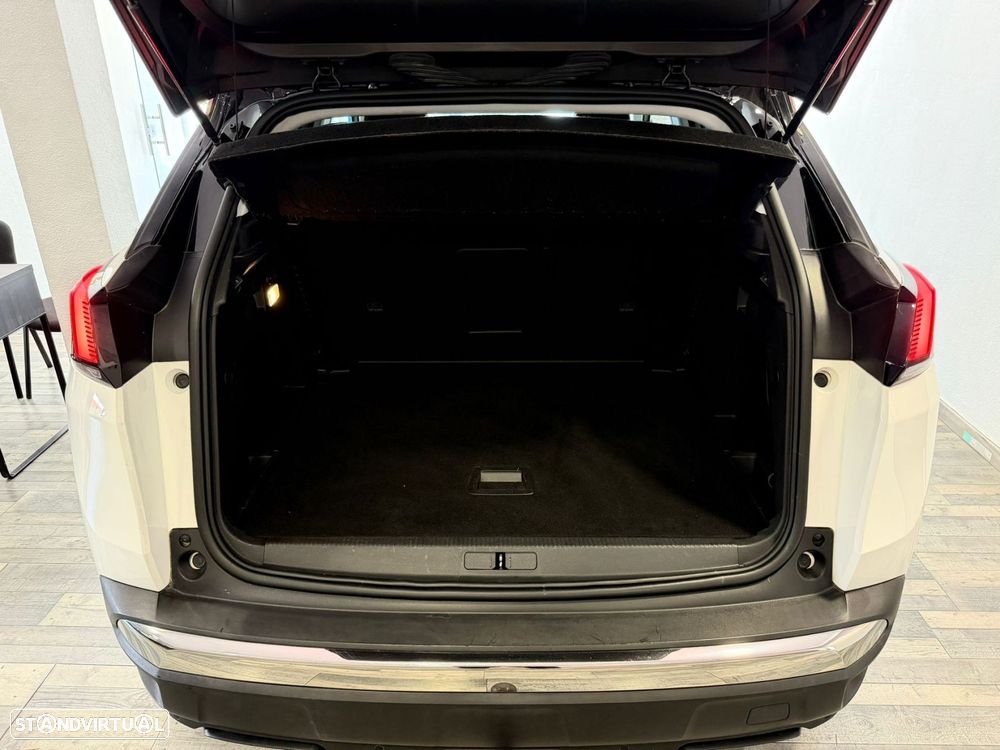 Peugeot 3008 1.2 PureTech Allure Pack EAT8 - 22