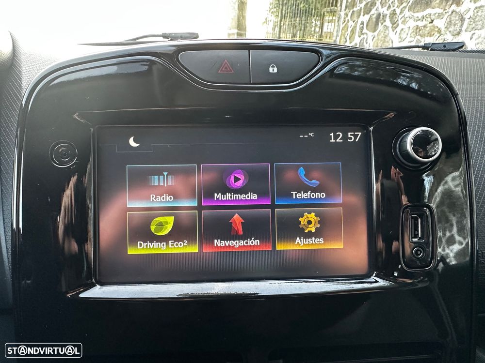 Renault Clio 0.9 TCE Luxe - 36