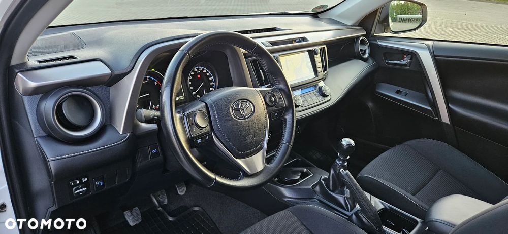 Toyota RAV4 2.0 D-4D Premium 4x2 - 6