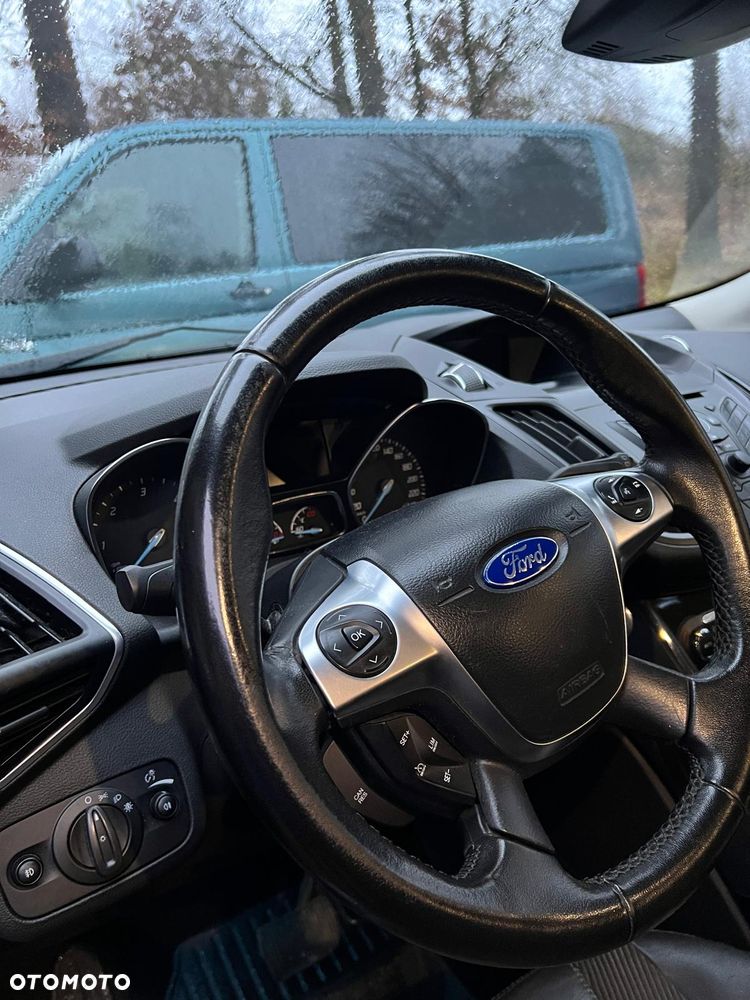 Ford Kuga 2.0 TDCi 4WD Titanium - 11