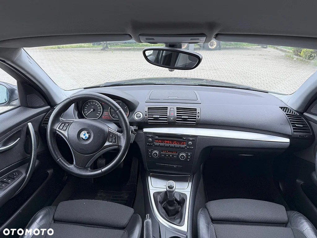 BMW Seria 1 120d DPF Edition Sport - 8