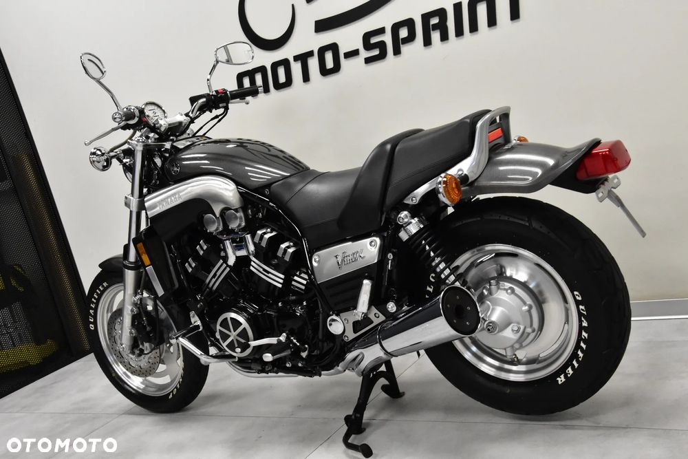 Yamaha V-MAX - 13