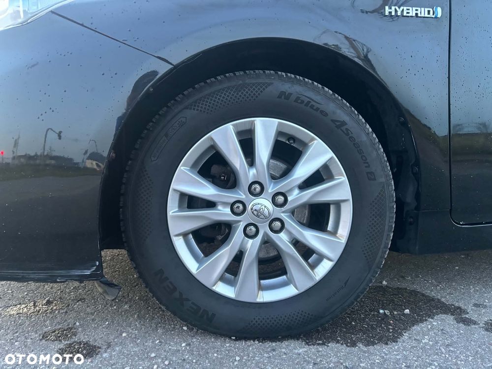 Toyota Prius - 18