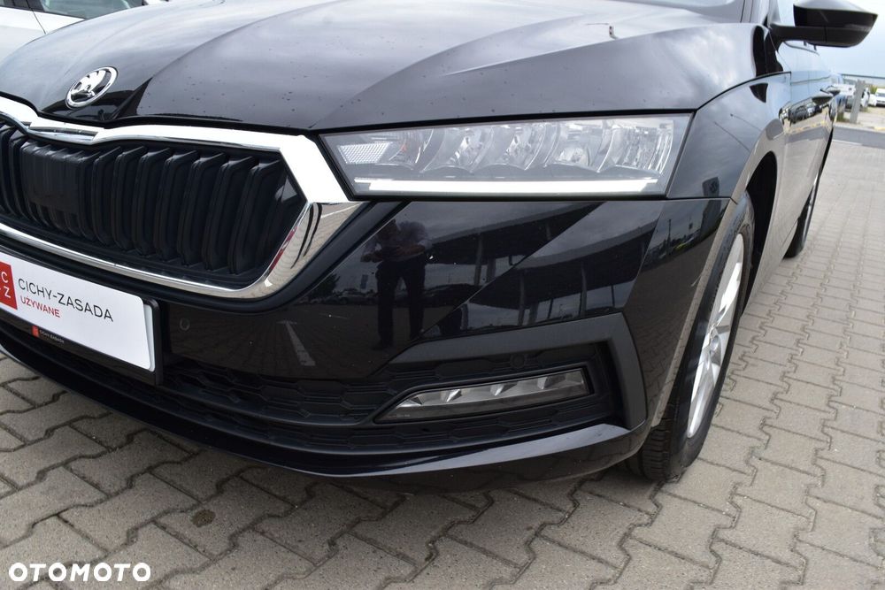 Skoda Octavia 2.0 TDI Ambition DSG - 35