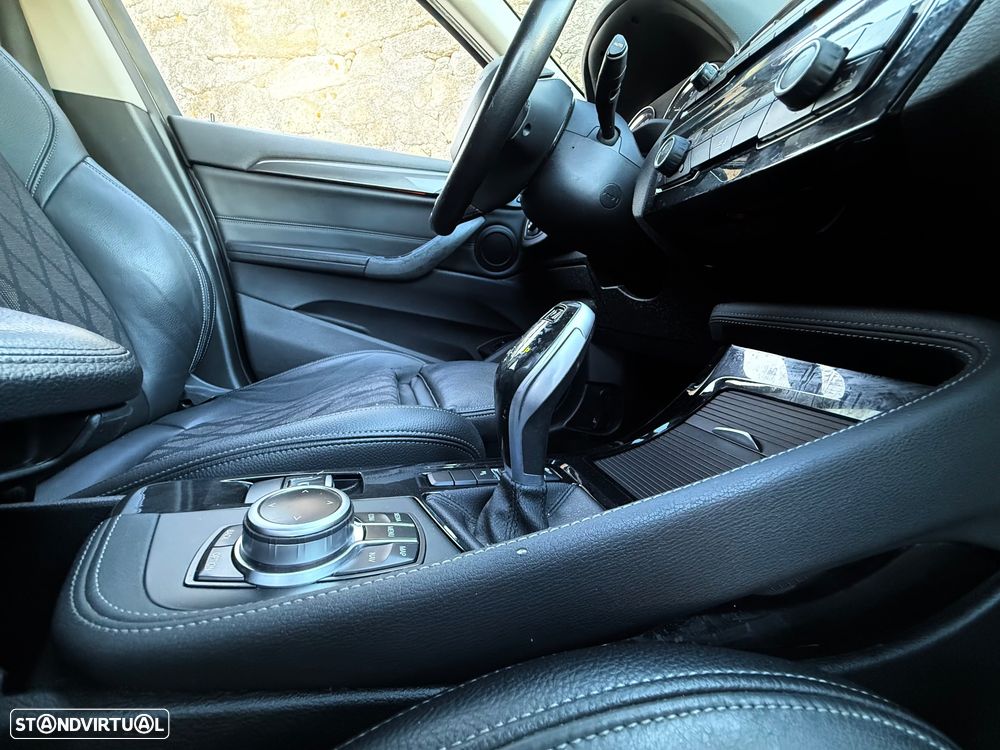 BMW X1 16 d sDrive xLine Auto - 32