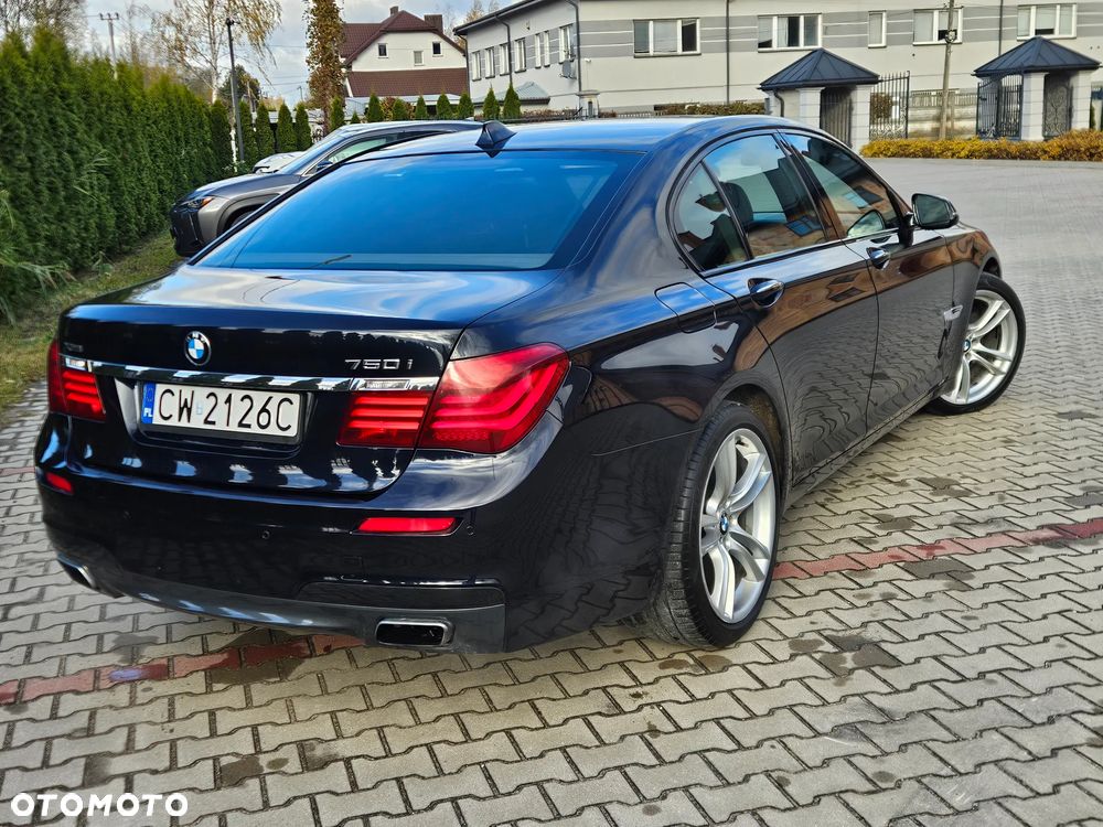 BMW Seria 7 750i xDrive Edition Exclusive - 40