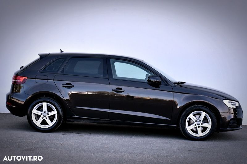 Audi A3 Sportback - 9