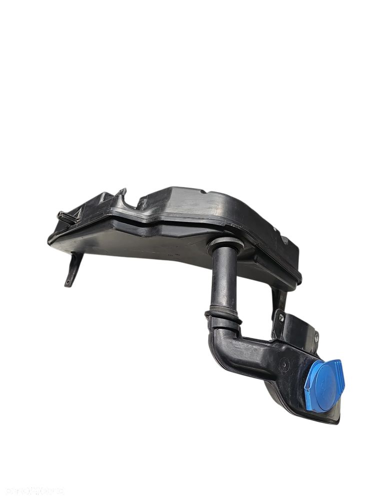 AUDI Q5 8R ZBIORNICZEK PŁYNU SPRYSKIWACZY 8R0955453B - 1