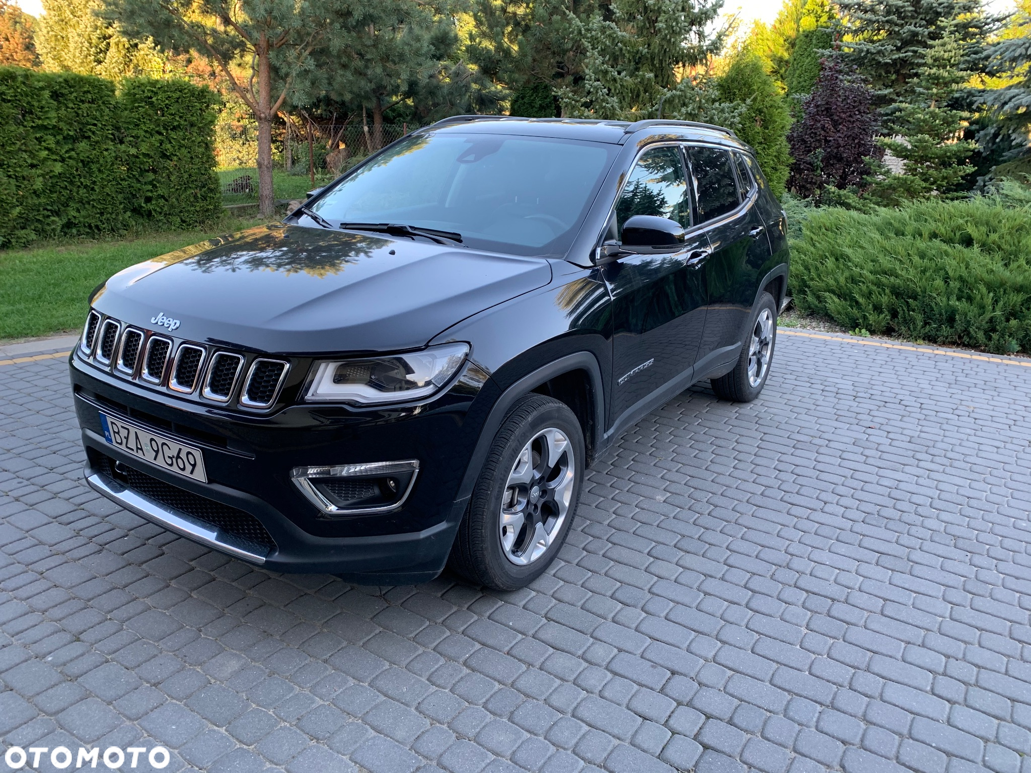 Jeep Compass - 2