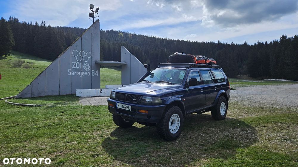 Mitsubishi Pajero Sport - 19