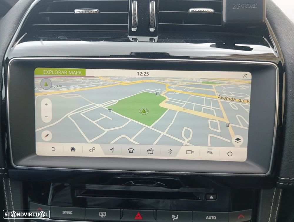 Jaguar F-Pace 2.0 i4D R-Sport Aut. - 16