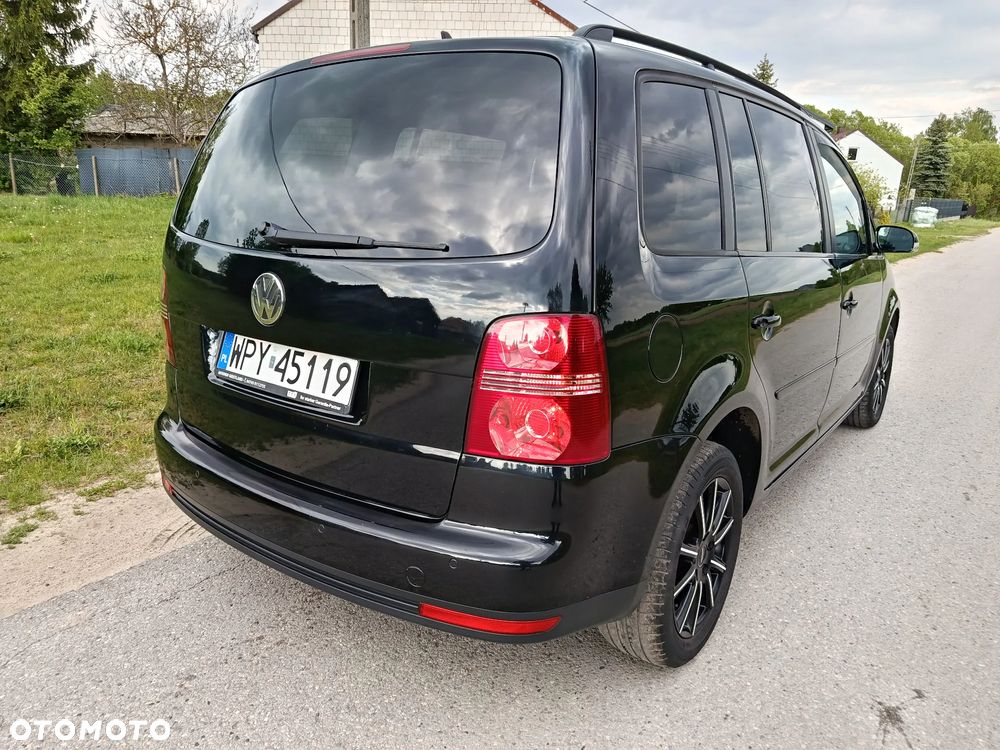 Volkswagen Touran 1.9 TDI DPF Highline - 16