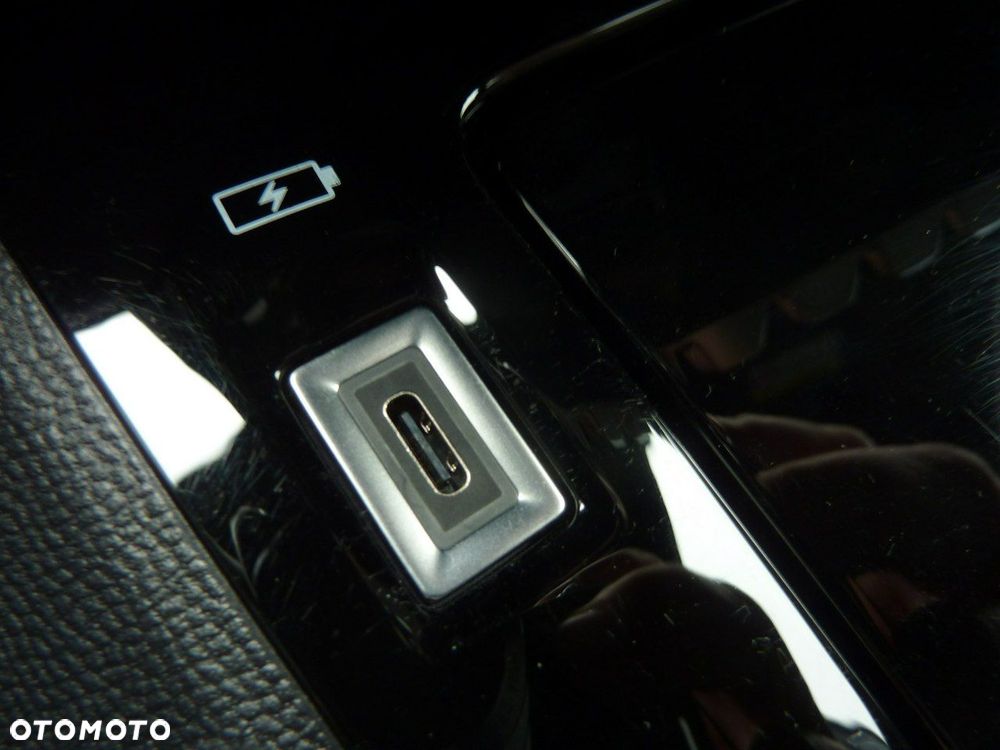 Peugeot 2008 - 36