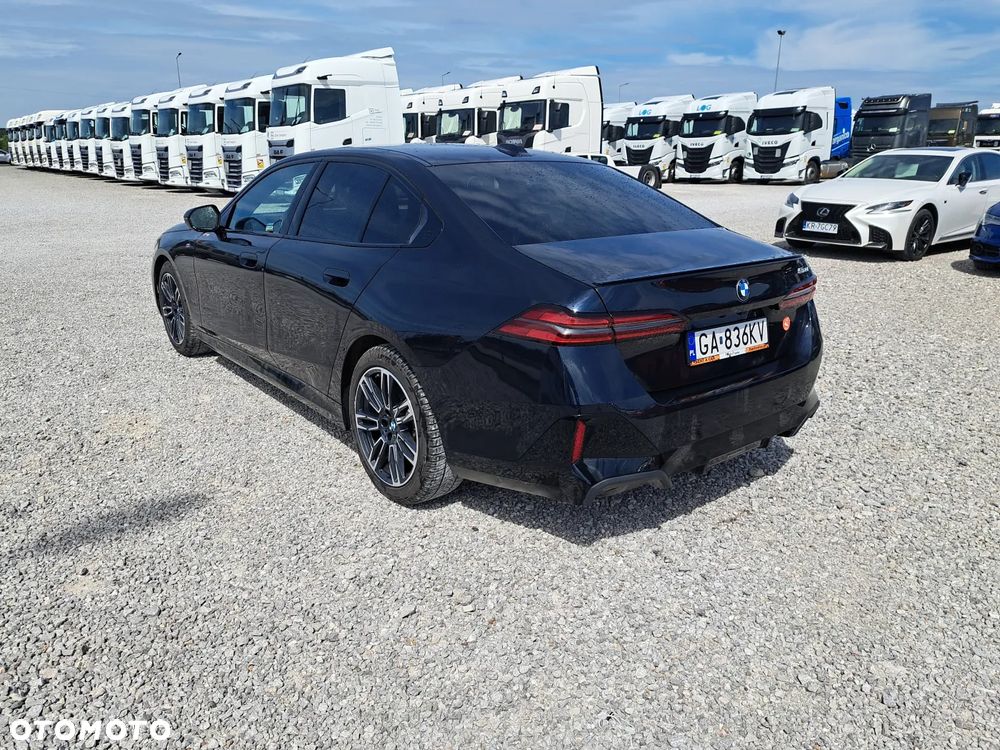 BMW Seria 5 520i mHEV sport - 3
