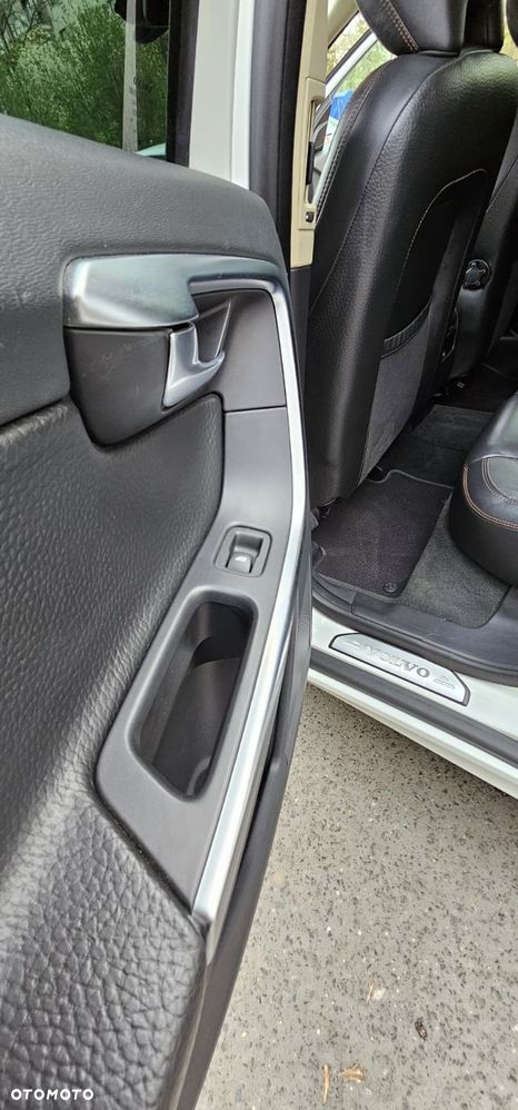 Volvo XC 60 - 33