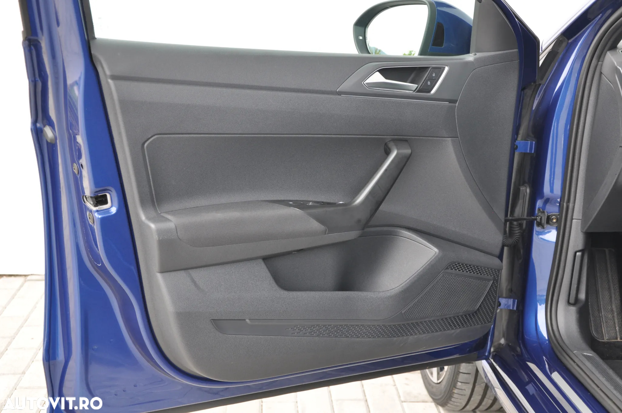 Volkswagen Taigo 1.5 TSI DSG R-Line - 10