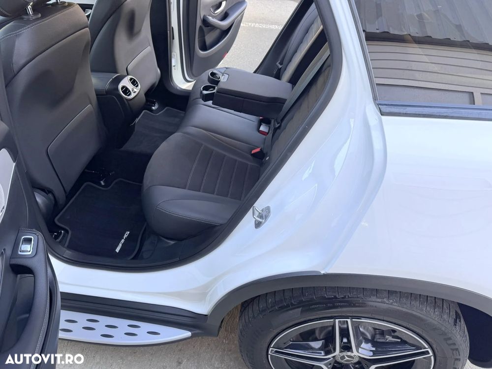 Mercedes-Benz GLC 300 de 4Matic 9G-TRONIC AMG Line Plus - 20