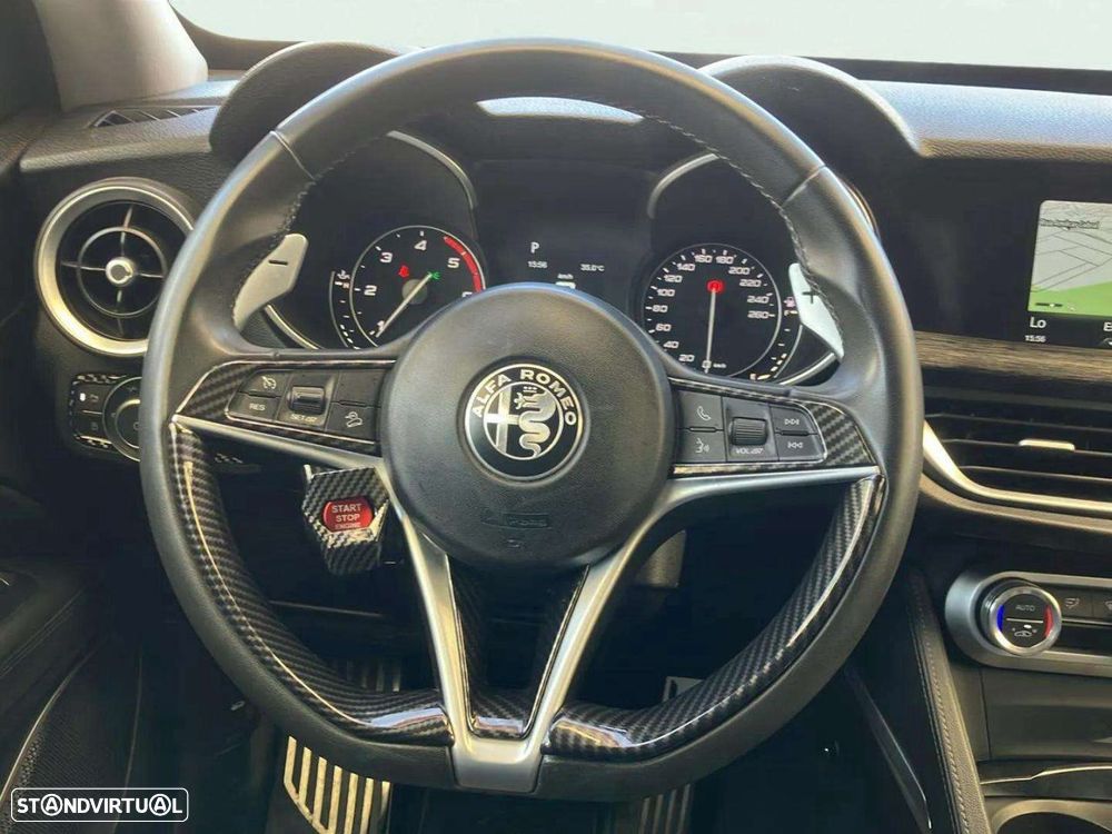 Alfa Romeo Stelvio 2.2 D Super AT8 - 12
