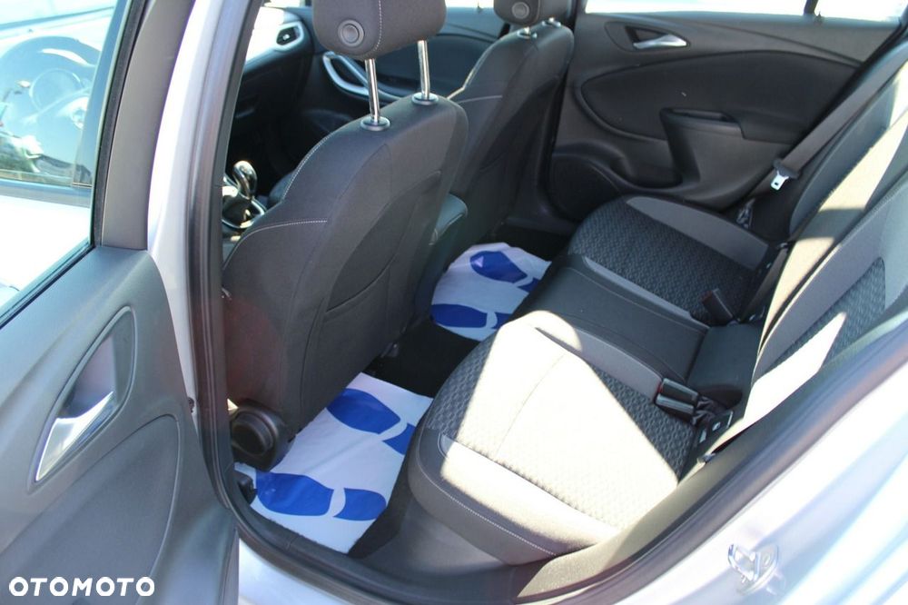 Opel Astra - 25