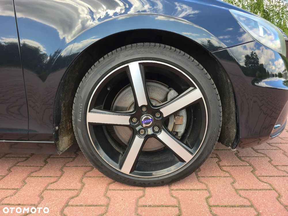 Volvo V40 D4 Drive-E R-Design Kinetic - 14