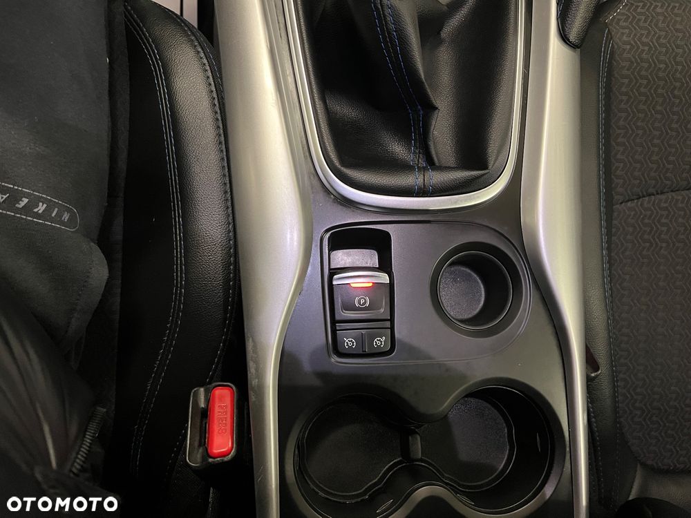 Renault Kadjar 1.3 TCe FAP S-Edition - 19