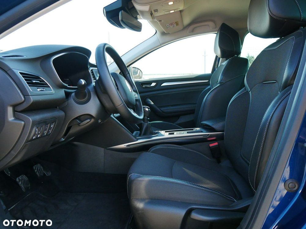 Renault Megane 1.3 TCe Techno - 23
