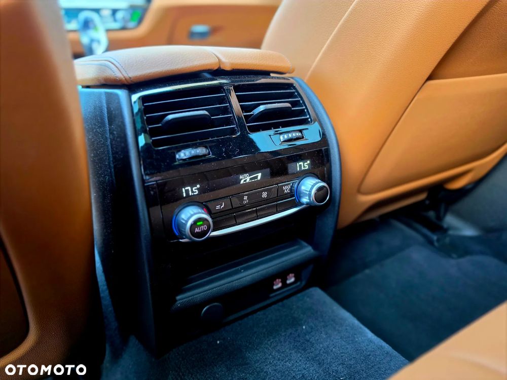 BMW Seria 5 540d xDrive M Sport Edition - 18