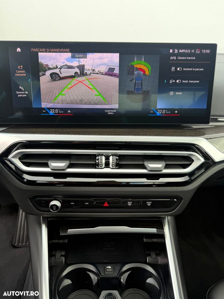 BMW Seria 3 320d xDrive AT MHEV - 12
