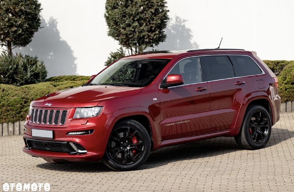 Jeep Grand Cherokee SRT8 - 6