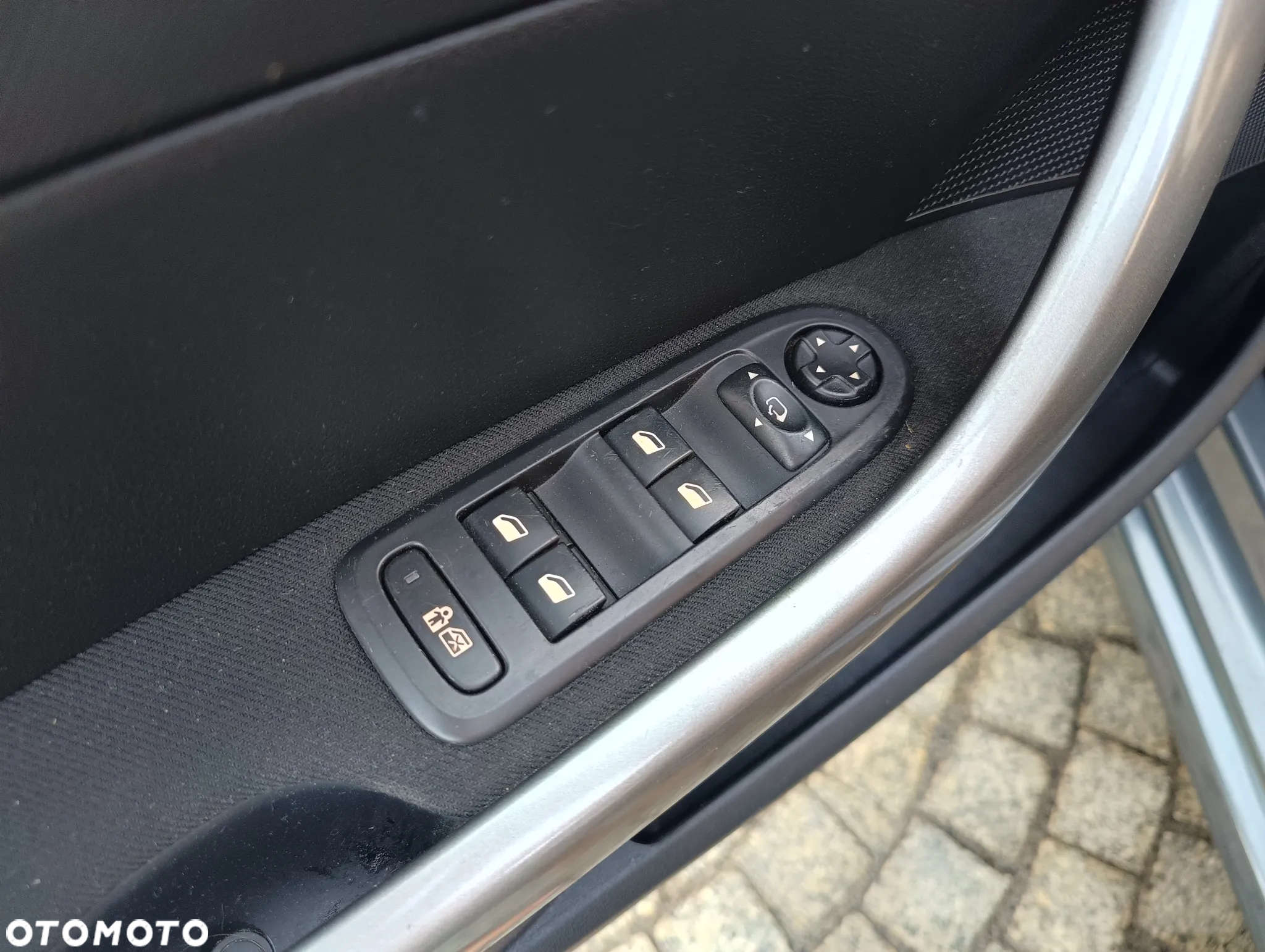 Peugeot 308 HDi FAP 140 Platinum - 32