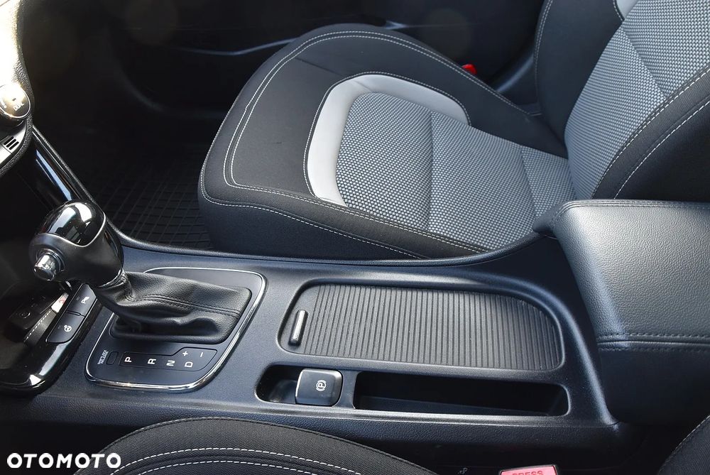 Kia Ceed 1.6 GDI DCT Platinum Edition - 38