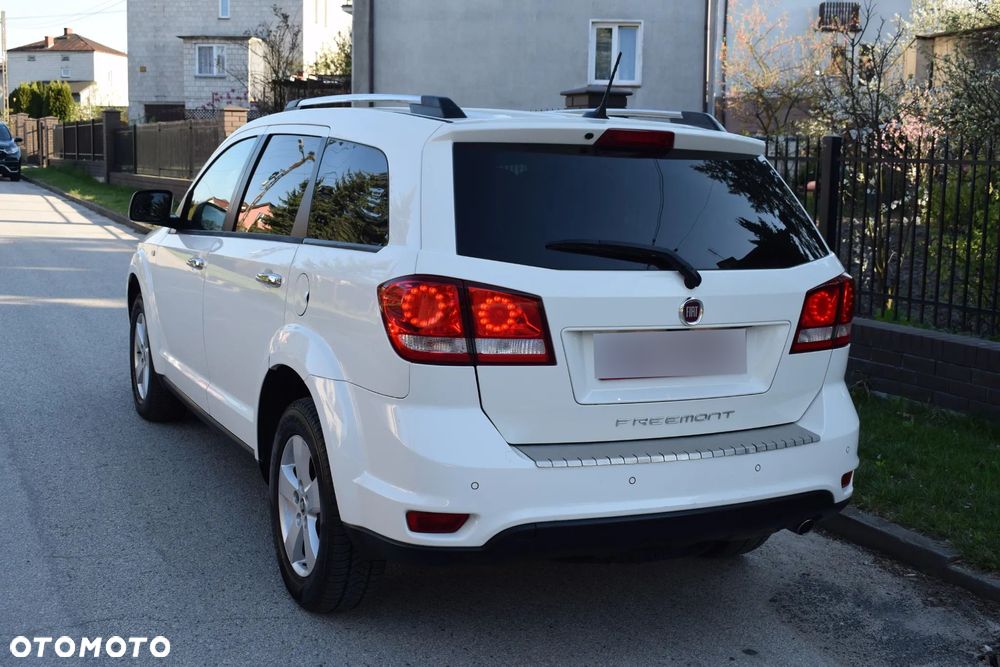 Fiat Freemont 2.0 Multijet Lounge AWD - 9