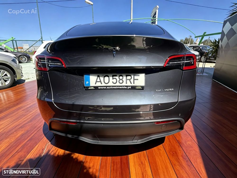Tesla Model Y Long Range Tração Integral - 15