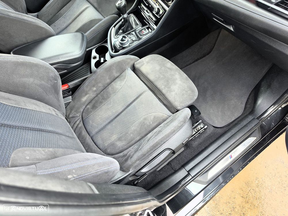 BMW 216 Active Tourer d Pack M - 29