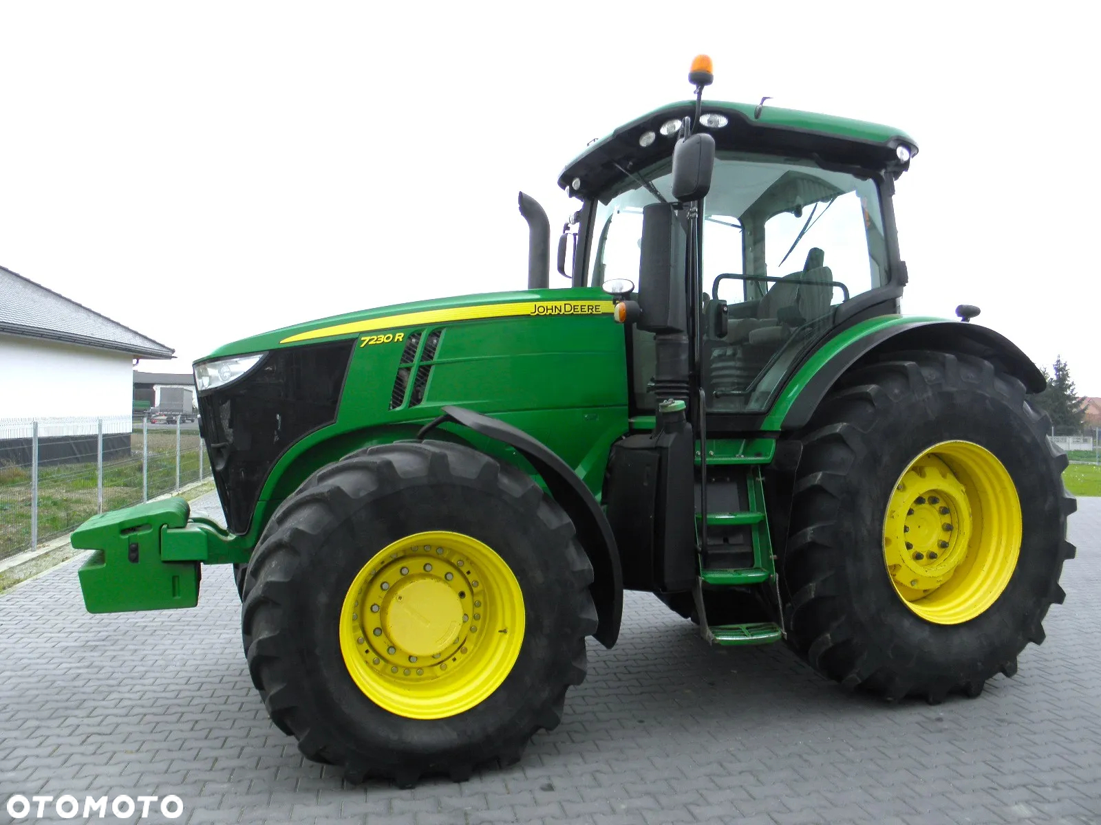 John Deere 7230 R 2012 Rok Nie Malowany, Skrzynia POWERQUAD, Stan Bardzo Dobry - 4