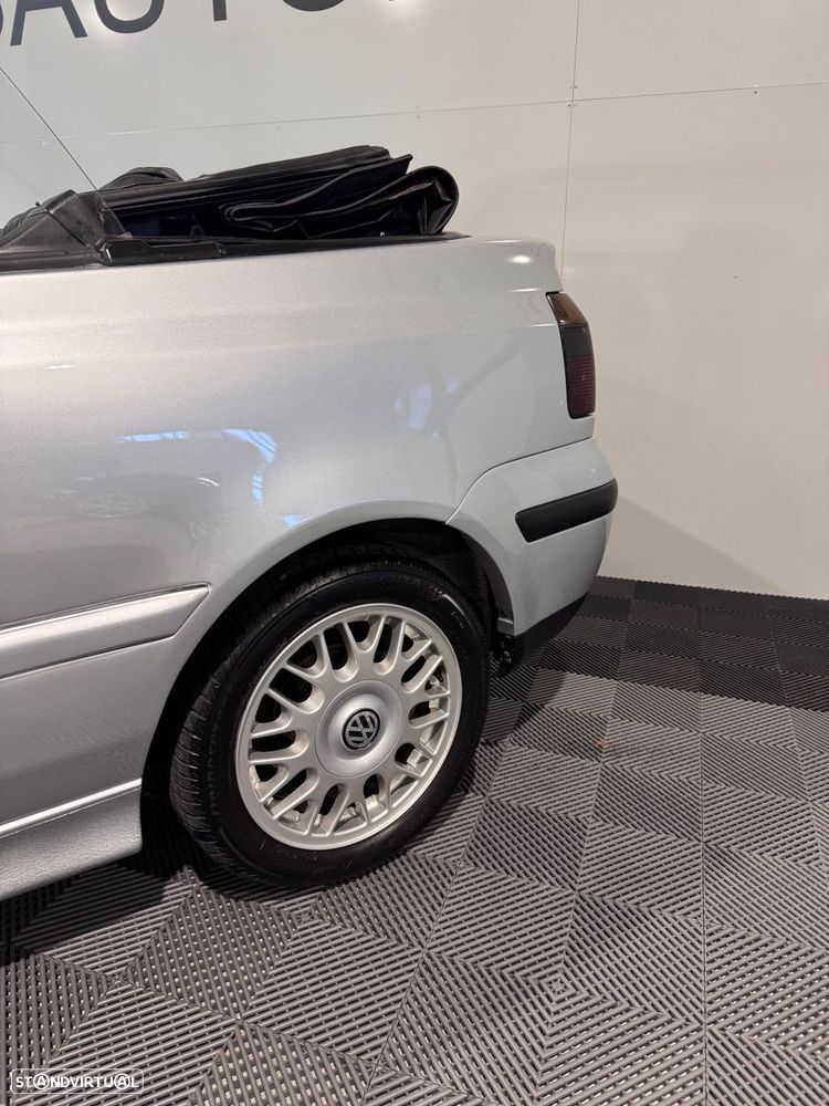 VW Golf Cabriolet 1.6 Highline - 9