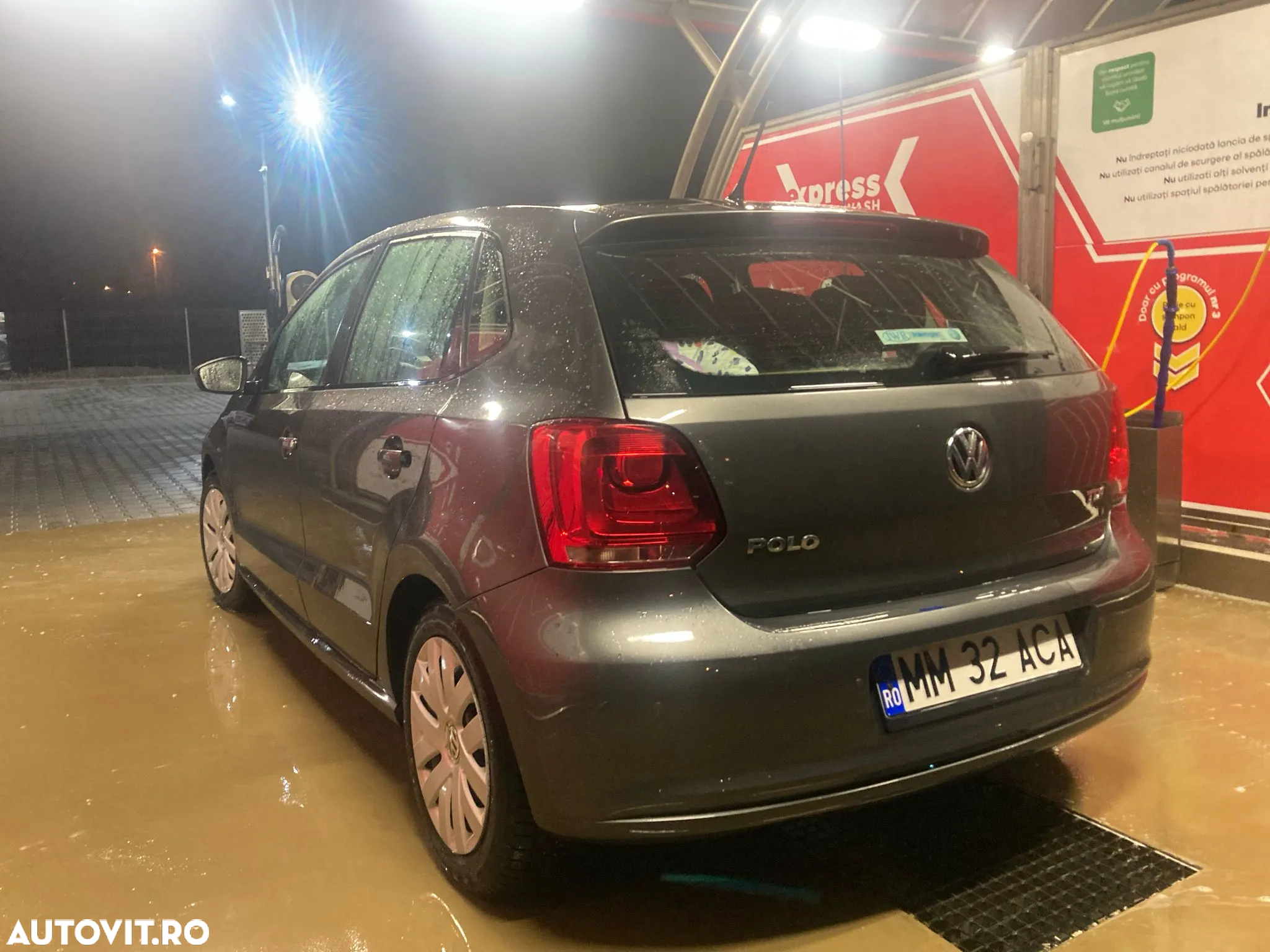 Volkswagen Polo 1.6 TDI Highline - 2