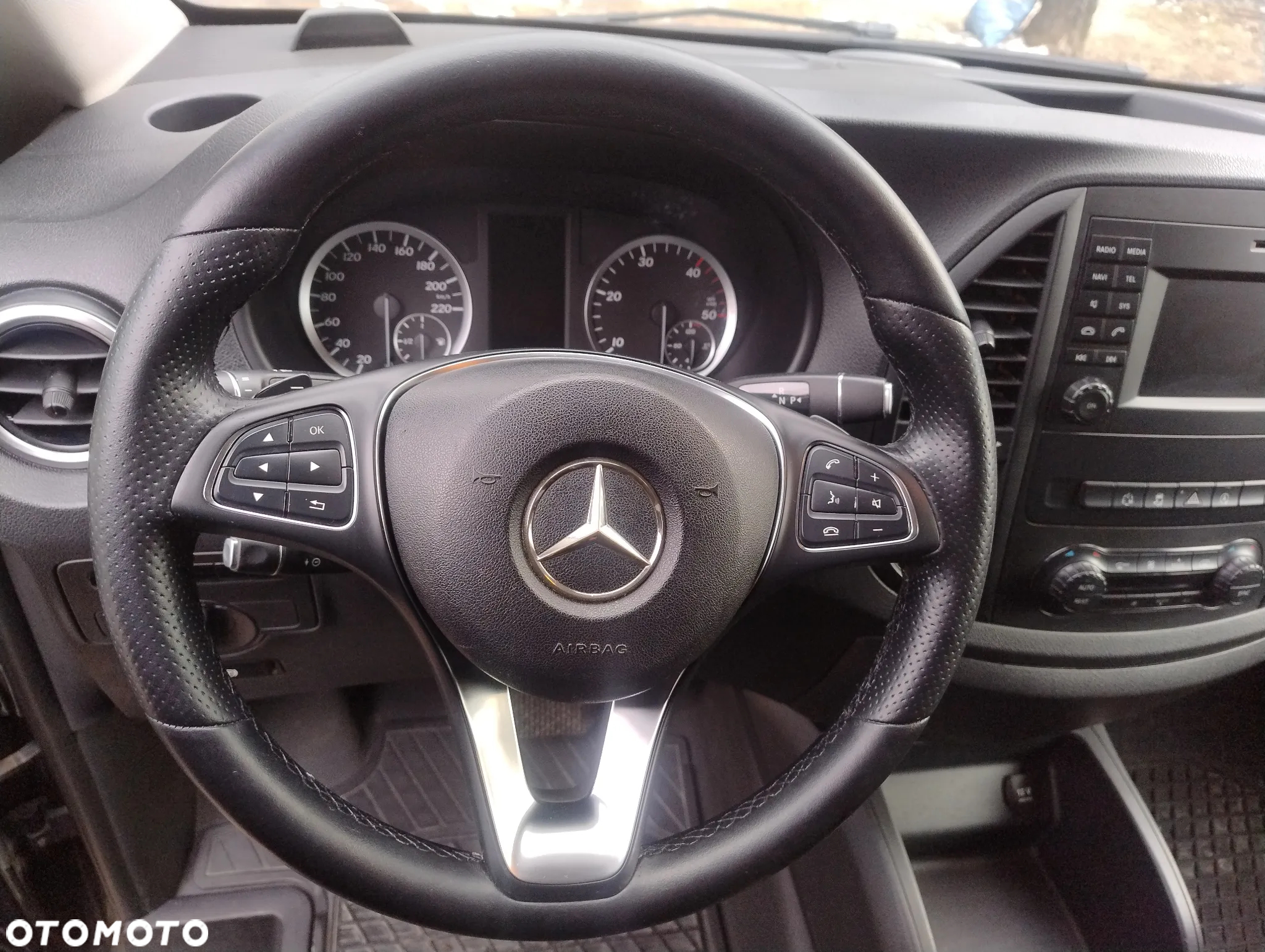 Mercedes-Benz Vito - 17