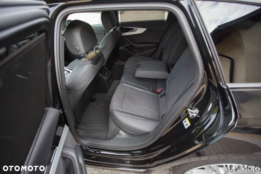 Audi A4 Avant 40 TDI quattro S tronic S line - 24