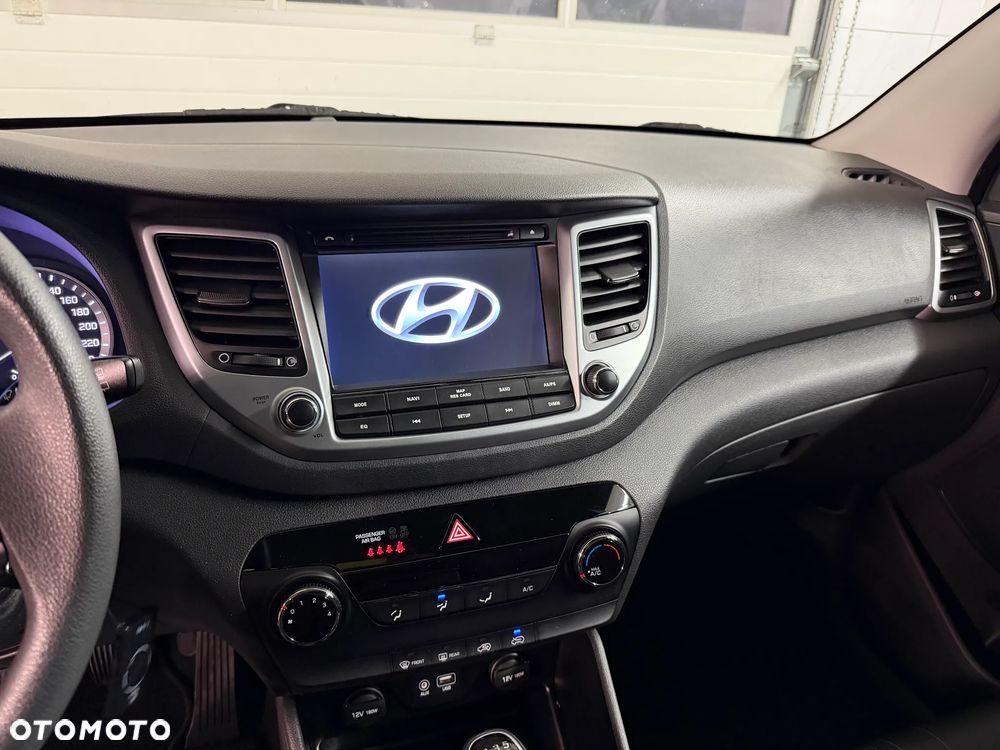 Hyundai Tucson 1.6 GDI BlueDrive Classic 2WD - 25
