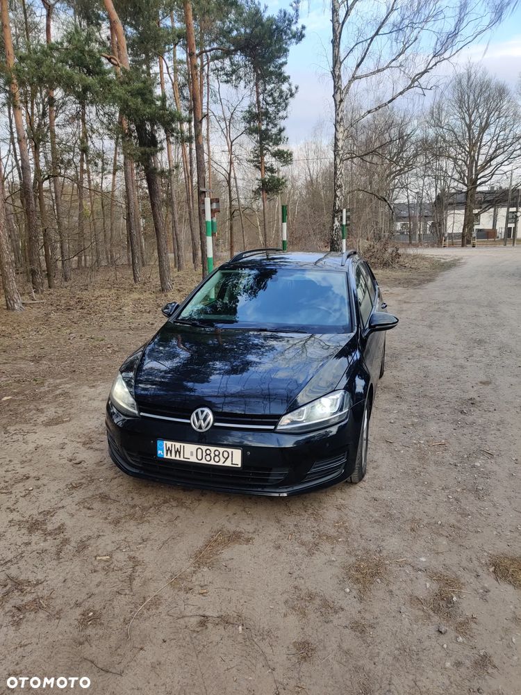 Volkswagen Golf 1.6 TDI DPF BlueMotion - 1