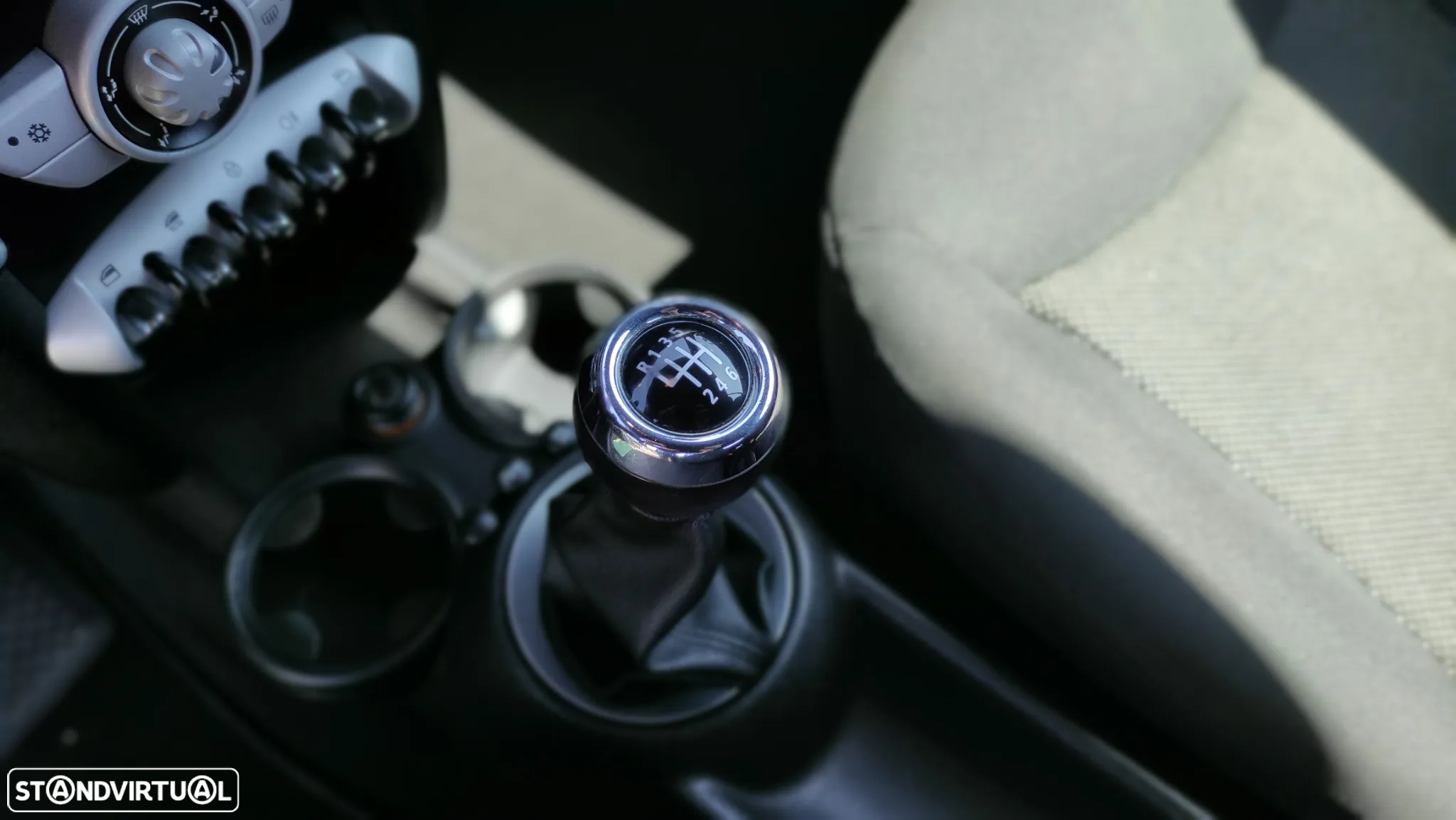 MINI Cabrio Cooper - 16