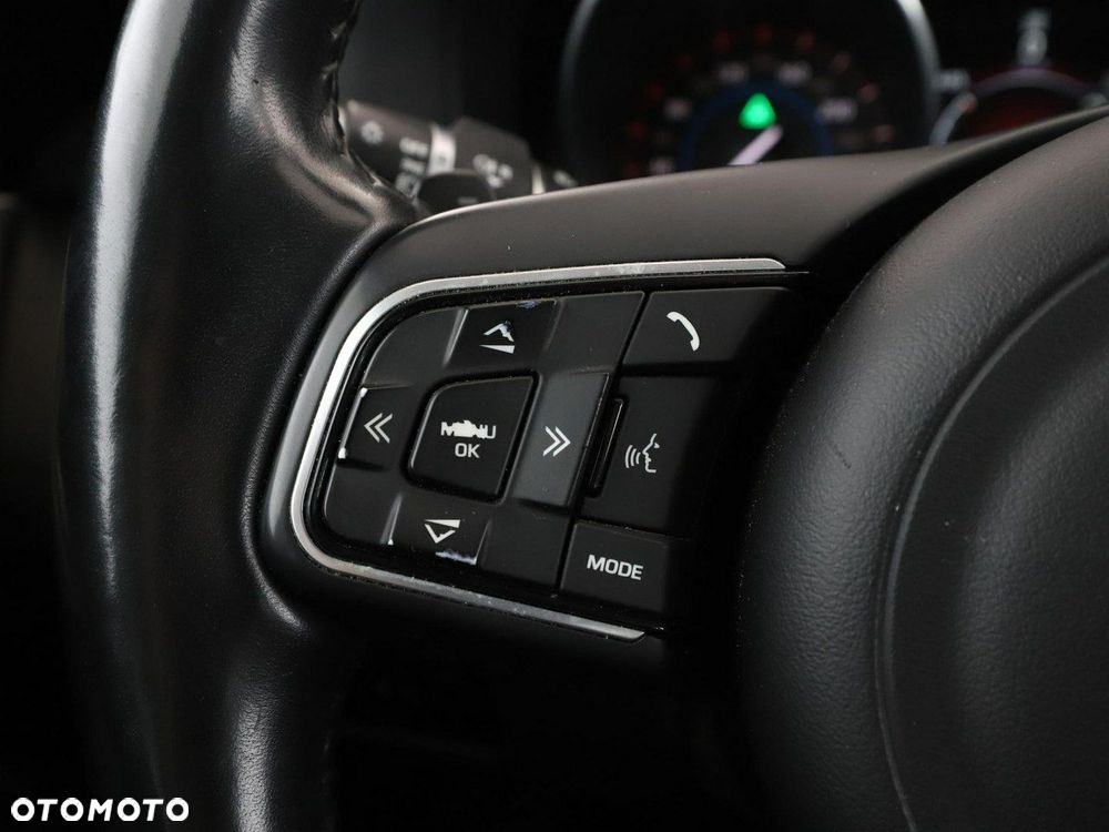 Jaguar XF 2.0 i4D Prestige - 33