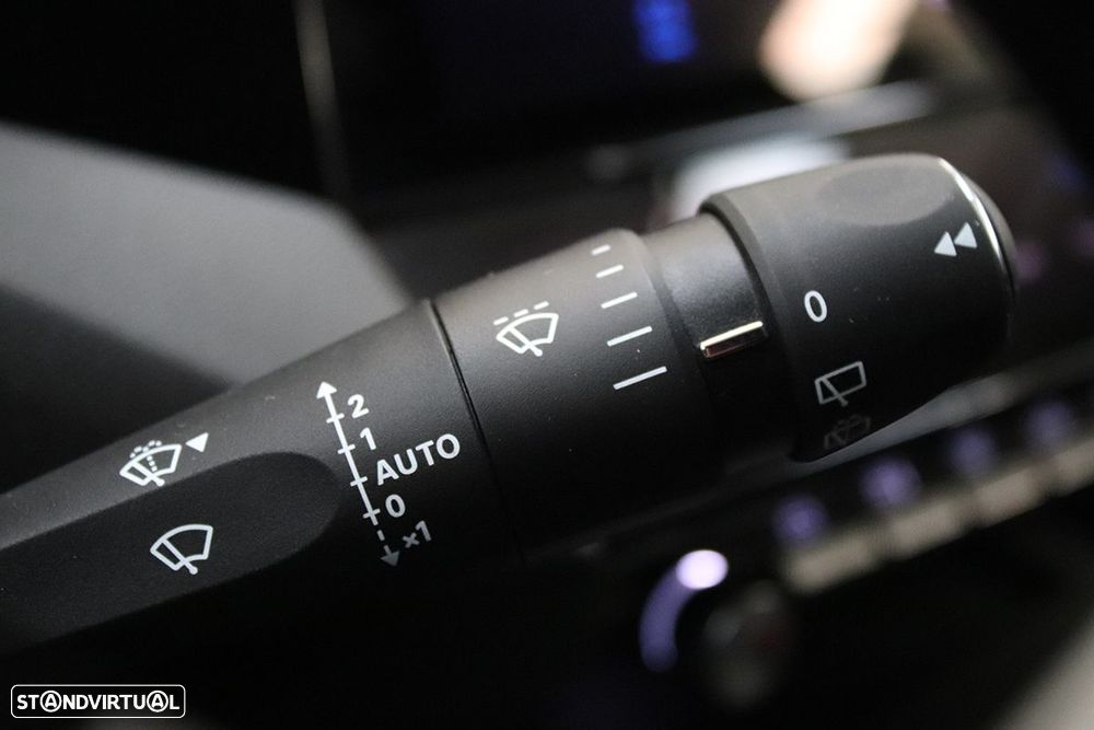 Peugeot 308 SW 1.6 Hybrid Allure e-EAT8 - 18