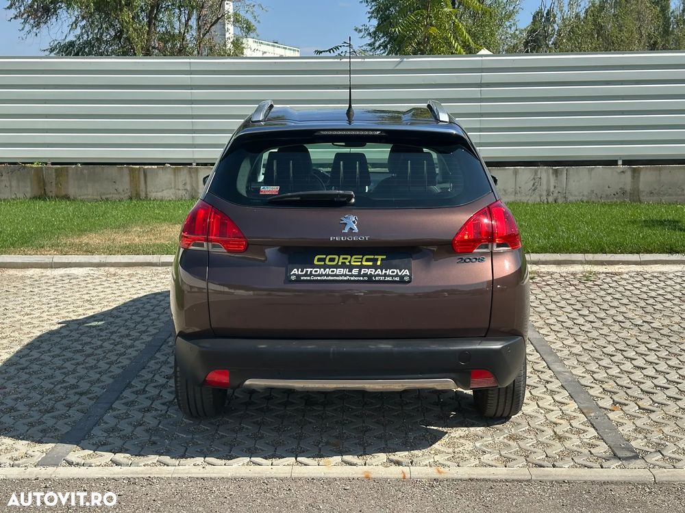 Peugeot 2008 - 10